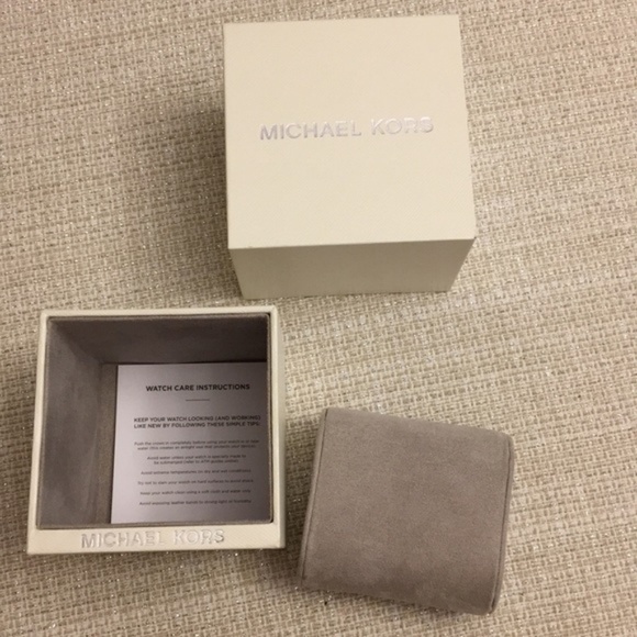 Michael Kors MK2778 Charley Blush Leather Watch - Picture 3 of 3